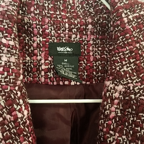 Blazer - Picture 2 of 3